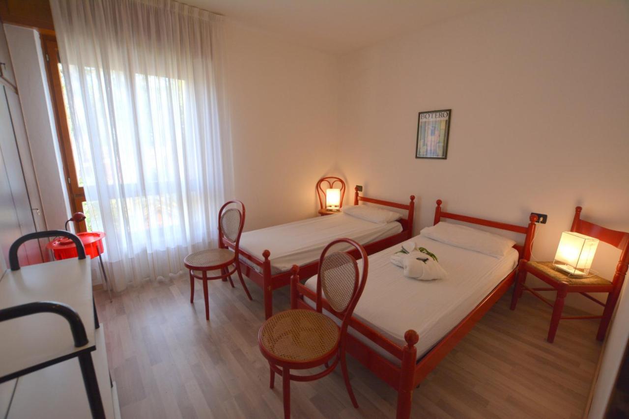 Villa In Lignano Riviera Comfortable ลินญาโน ซับเบียโดโร ภายนอก รูปภาพ