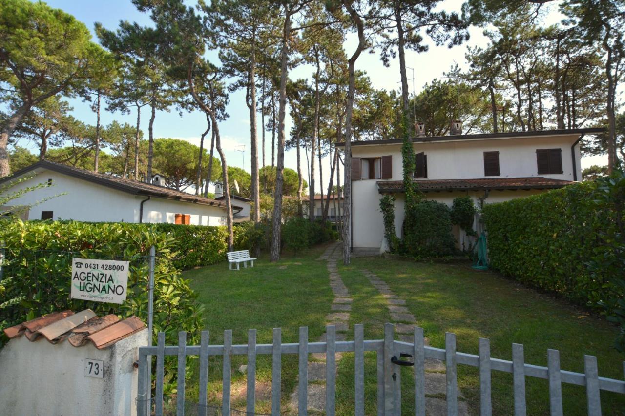 Villa In Lignano Riviera Comfortable ลินญาโน ซับเบียโดโร ภายนอก รูปภาพ